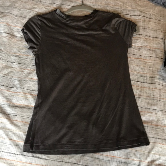 Banana Republic tshirt - Picture 3 of 4